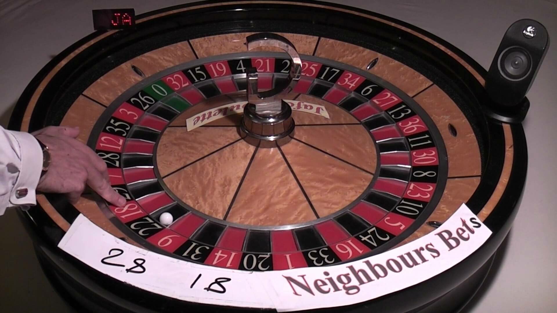 Roulette Wheel Tracking roulette betting system explained